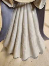 Vintage Lladro Retired 1989 Navidad Cantante Blue Angel Porcelain Tree Topper