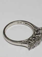 Sterling Silver 5 Stone Cubic Zirconia Trellis Setting Ring Size 8
